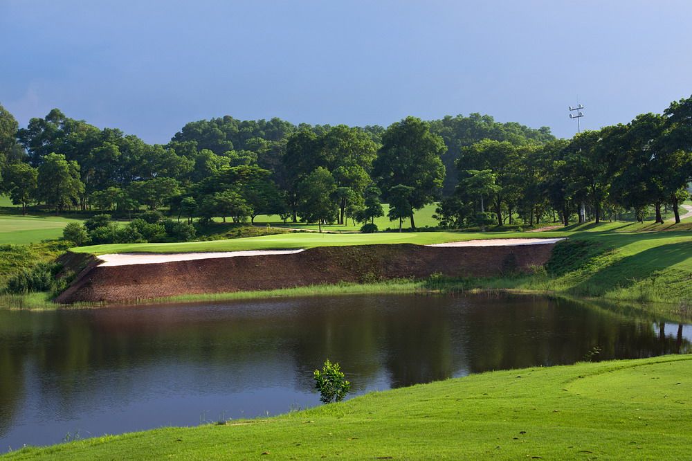 brg kings island golf resort hanoi 