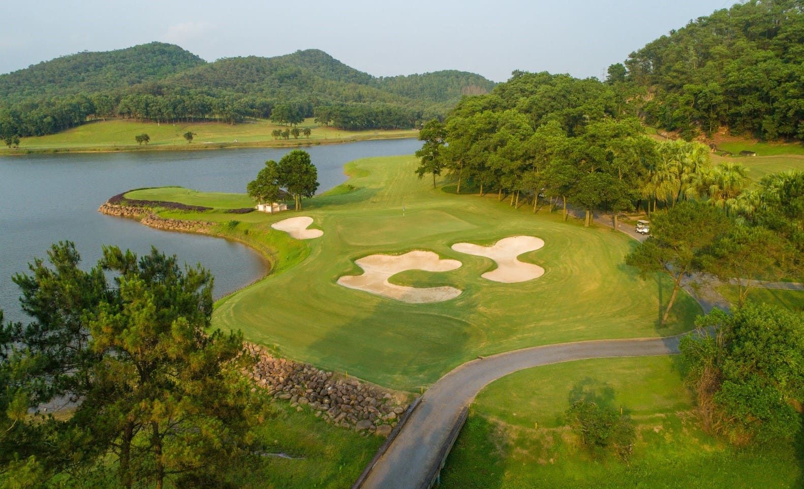 chi linh star golf country club vietnam 