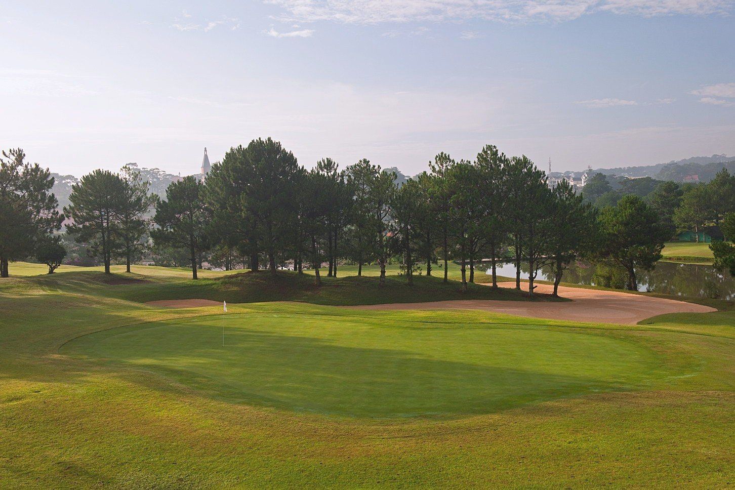 dalat palace golf club 