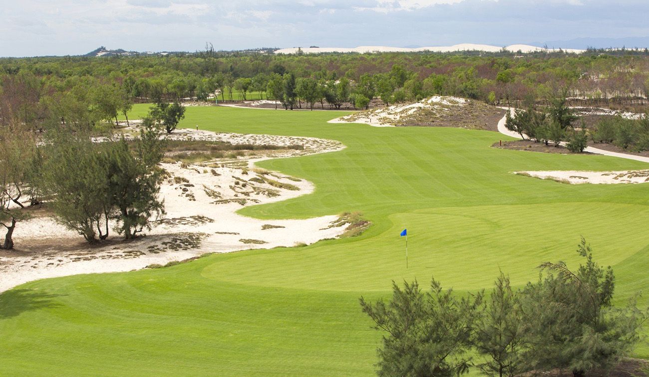 flc quang binh golf links 