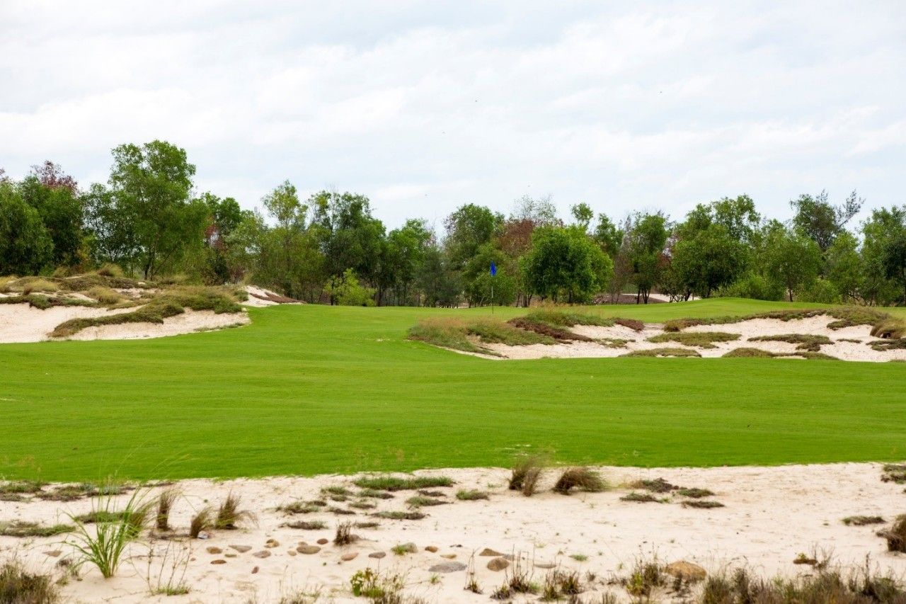 flc quang binh golf links 