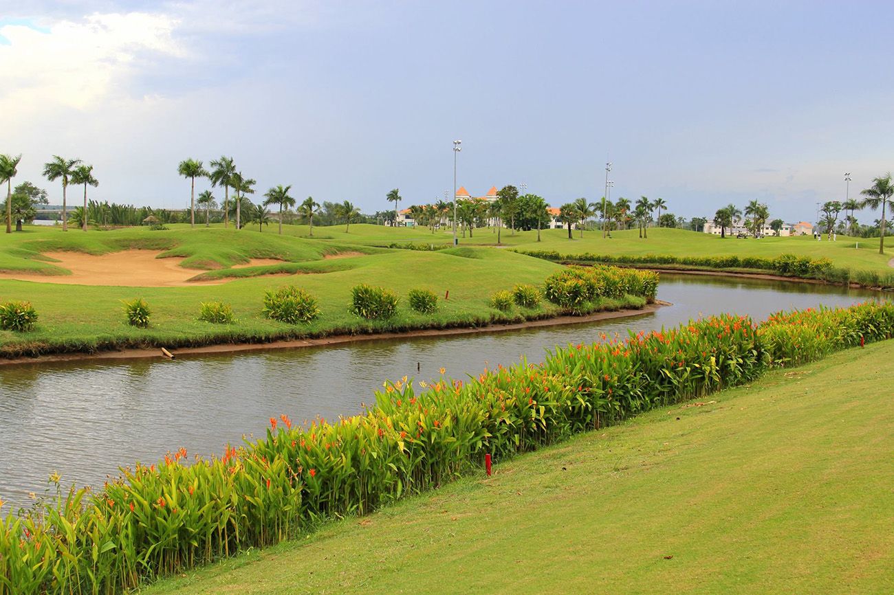 taekwang jeongsan country club (san golf dai phuoc) 