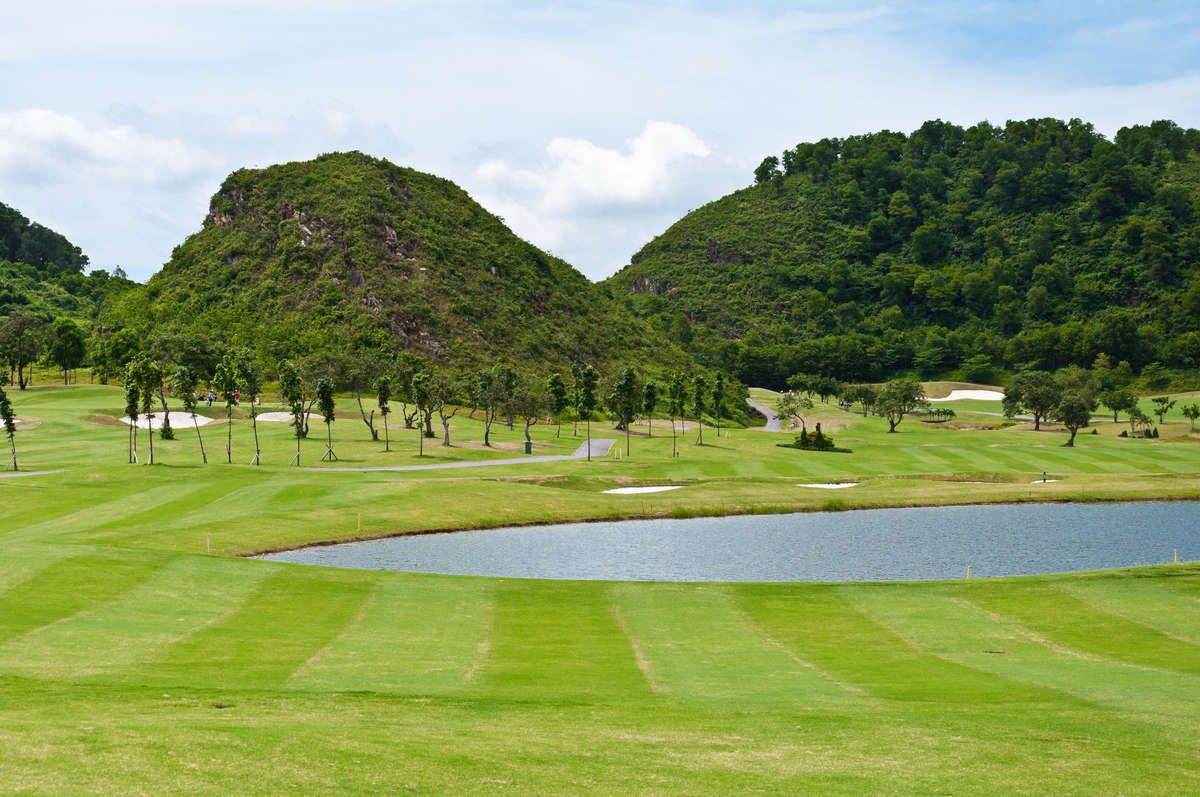 royal golf club ninh binh 