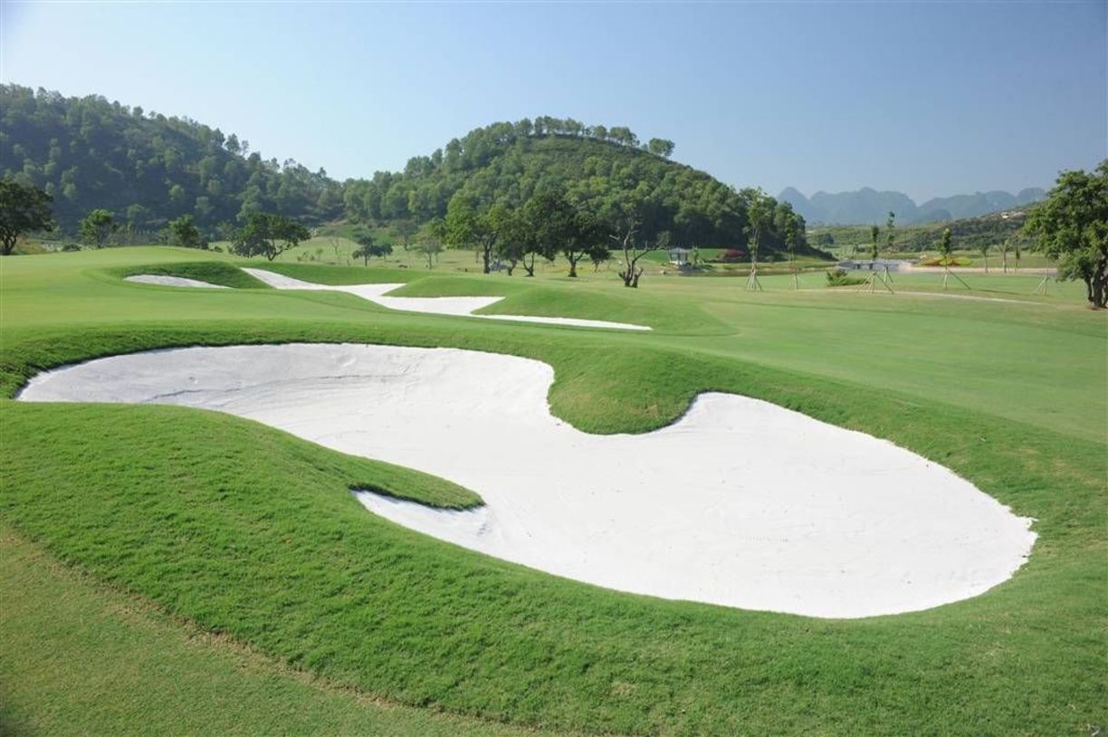 royal golf club ninh binh 