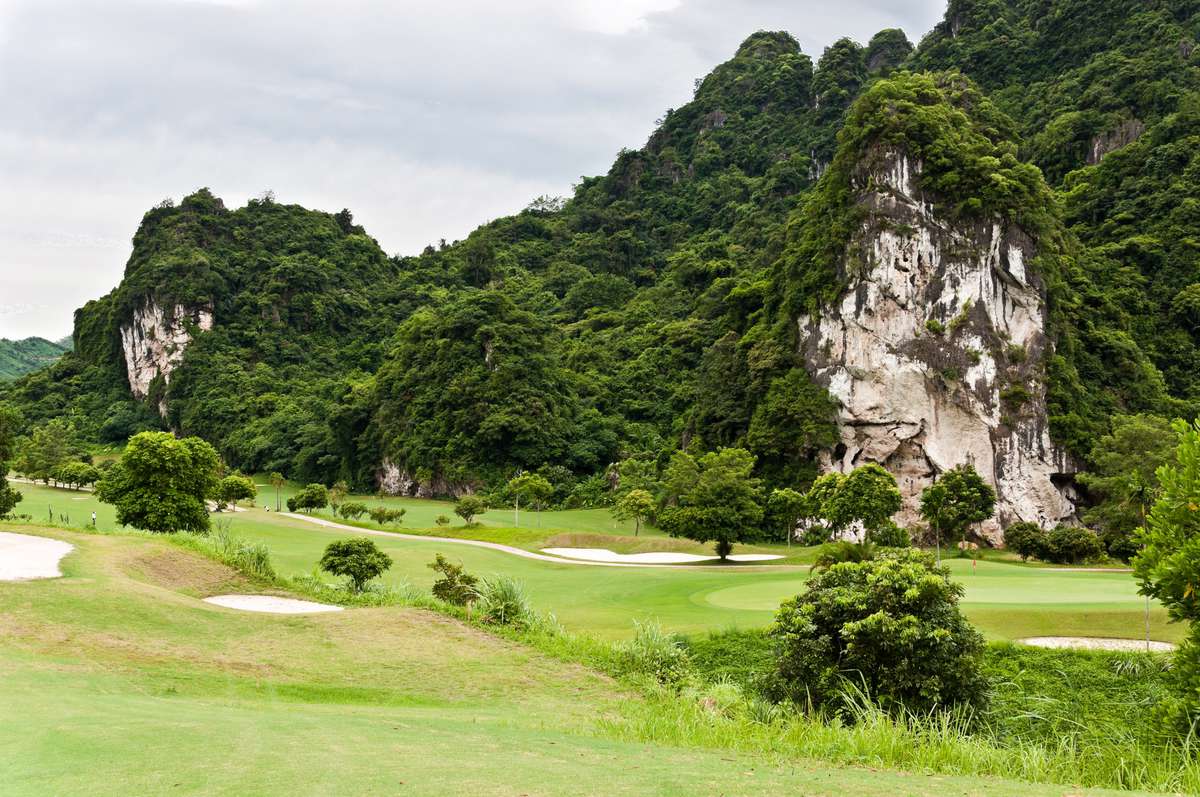 Budget-friendly Hanoi Golf Break for 5 Days