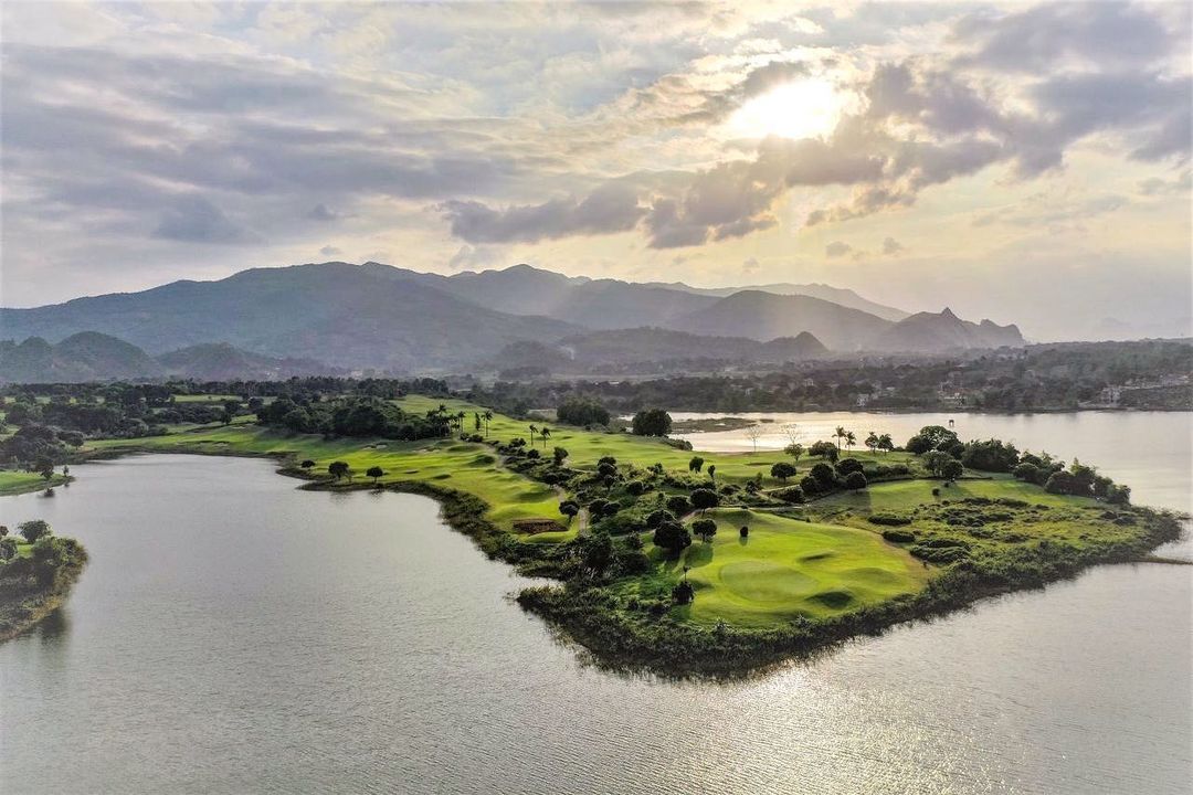 Hanoi golf courses